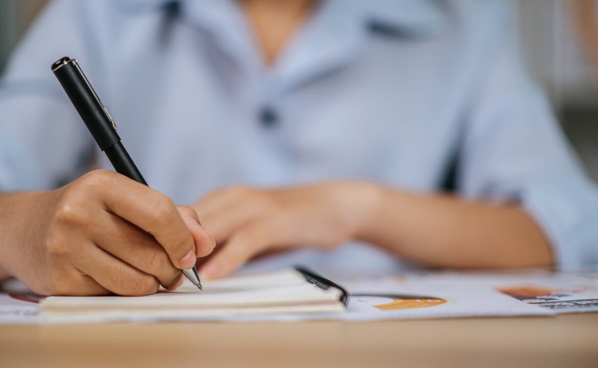 Valider contrat de travail